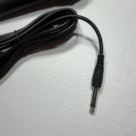 Wired Dynamic Microphone w/ 1/4" Jack – Black Vocal Mic, Long Cable - Picture 3 of 4